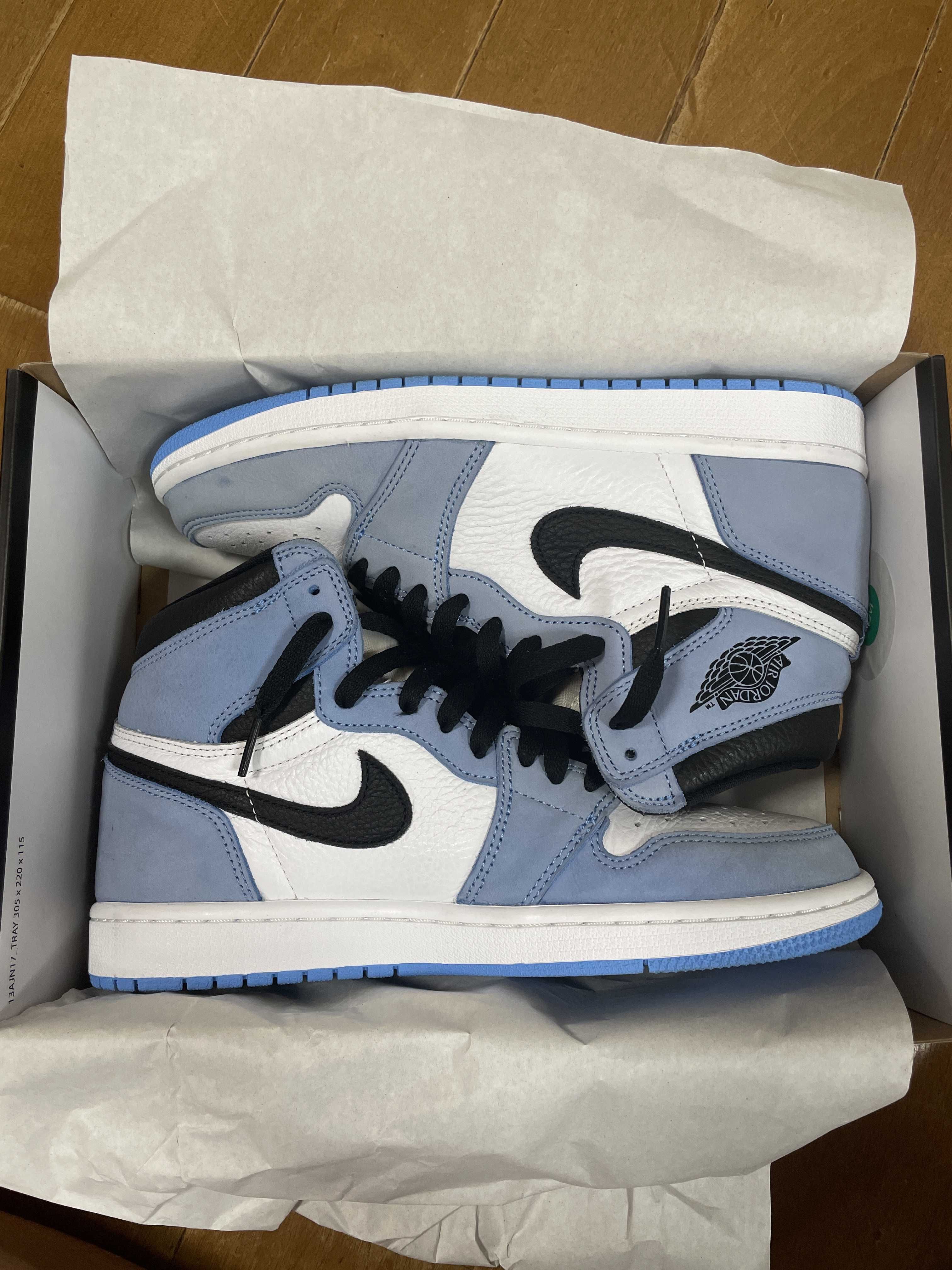 Nike Air Jordan 1 High OG "University Blue"