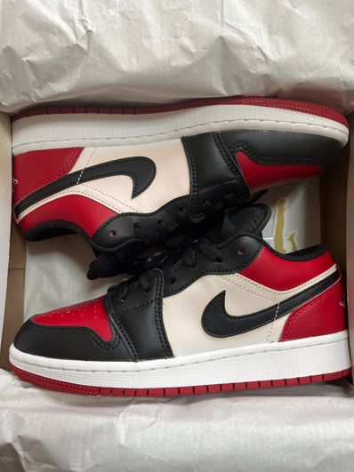Nike GS Air Jordan 1 Low "Bred Toe"