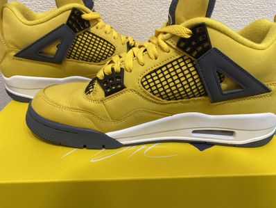 Nike Air Jordan 4 "Tour Yellow"