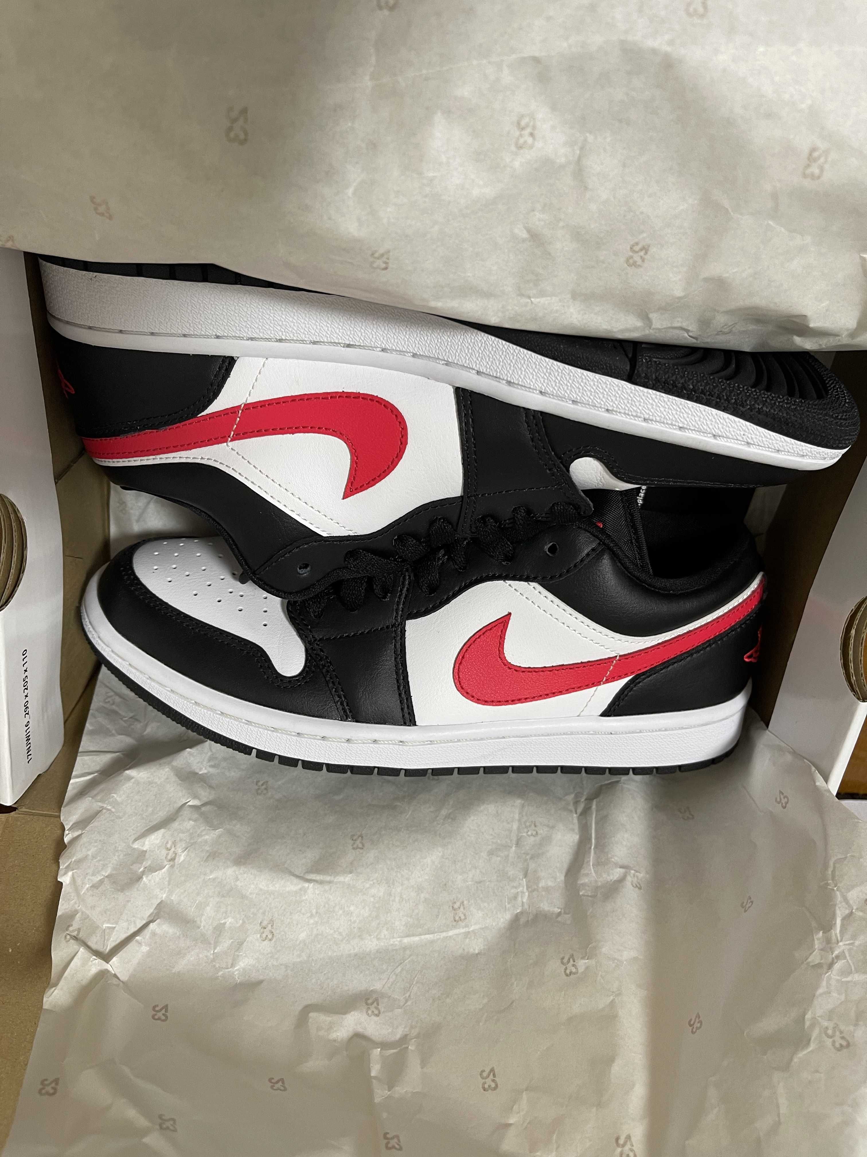 NIKE Women's AIR JORDAN 1 LOW "BLACK/SIREN RED/WHITE"