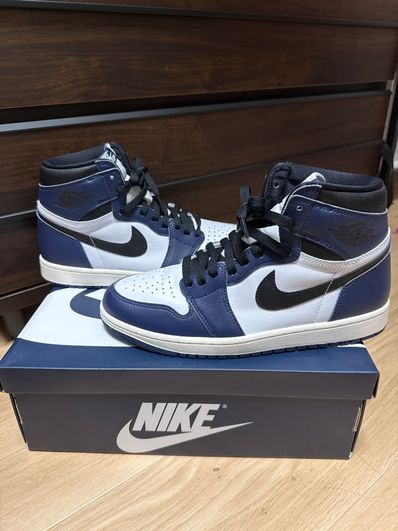 Nike Air Jordan 1 Retro High OG "Midnight Navy"