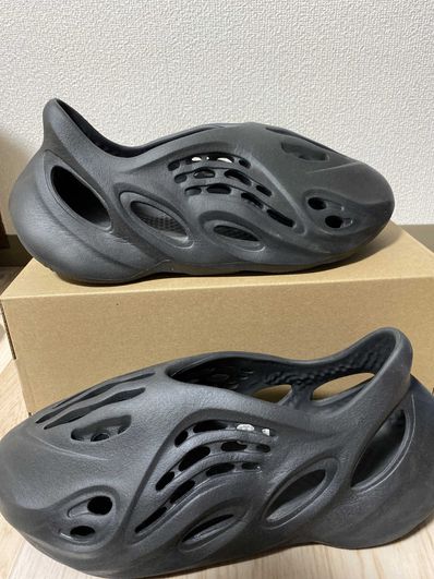 adidas YEEZY Foam Runner "Onyx"