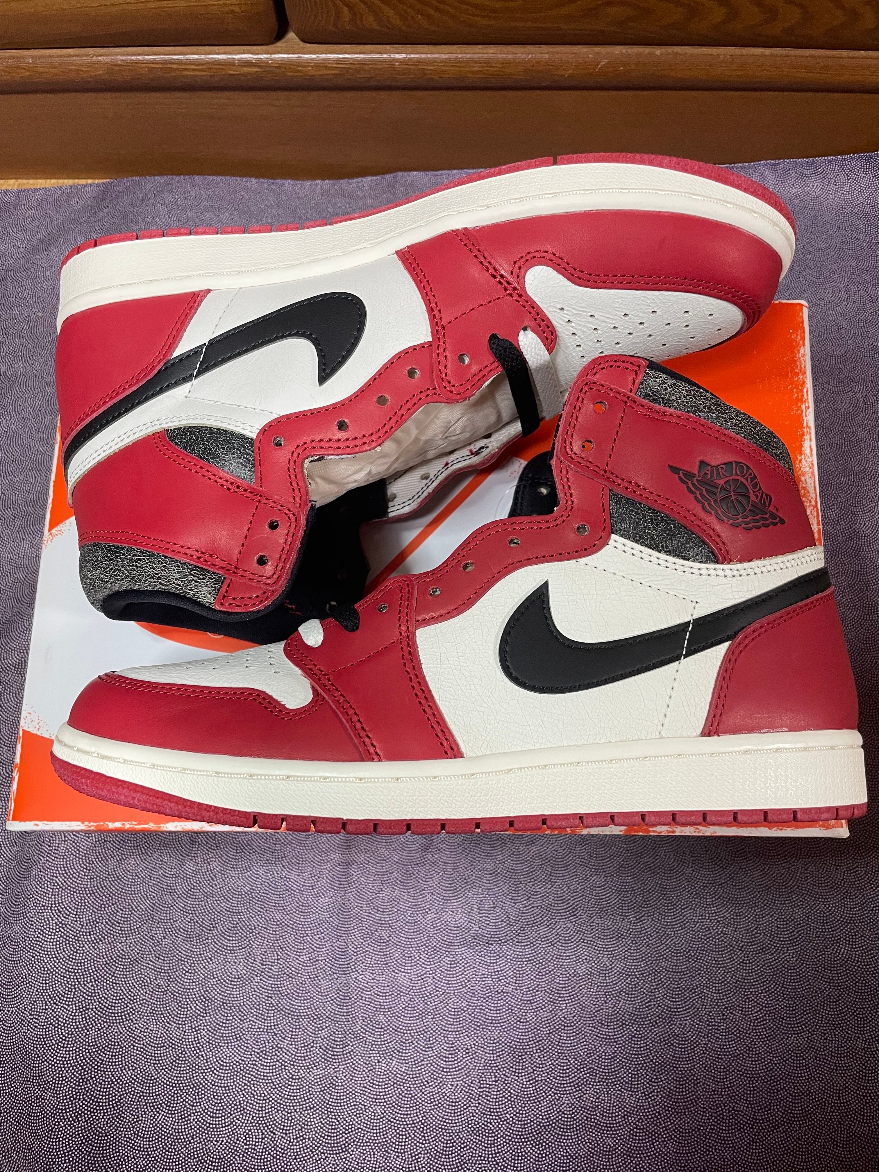Nike Air Jordan 1 High OG "Lost & Found/Chicago"