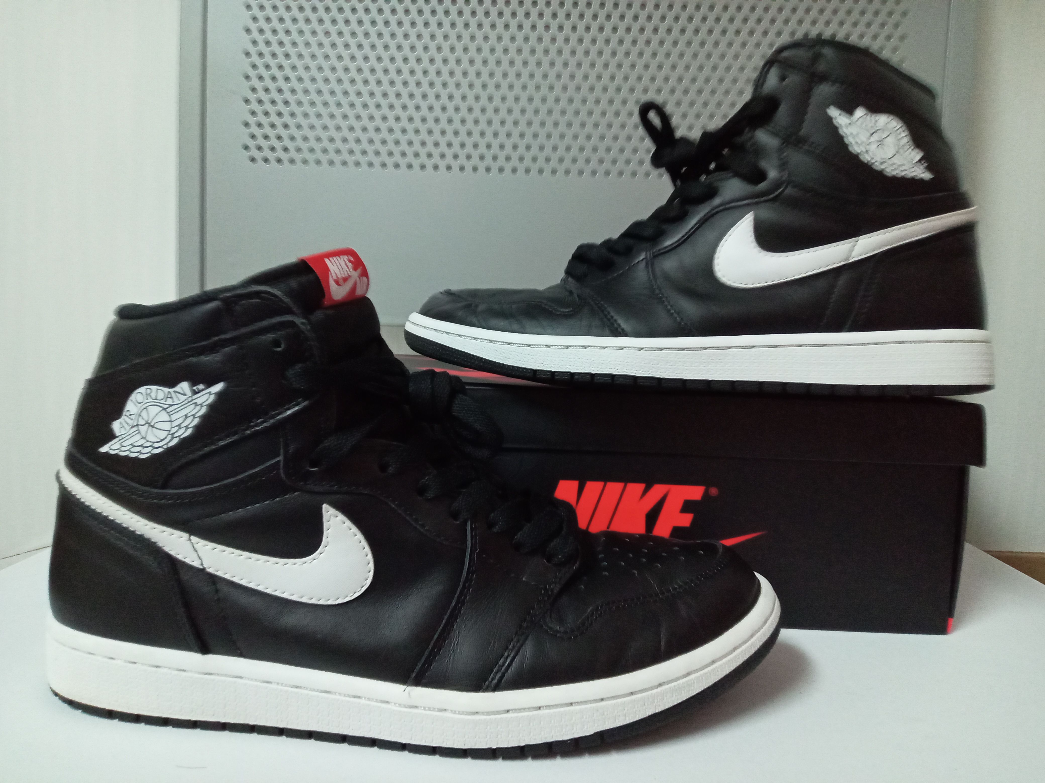 Nike Air Jordan 1 Retro High "Yin Yang Black"