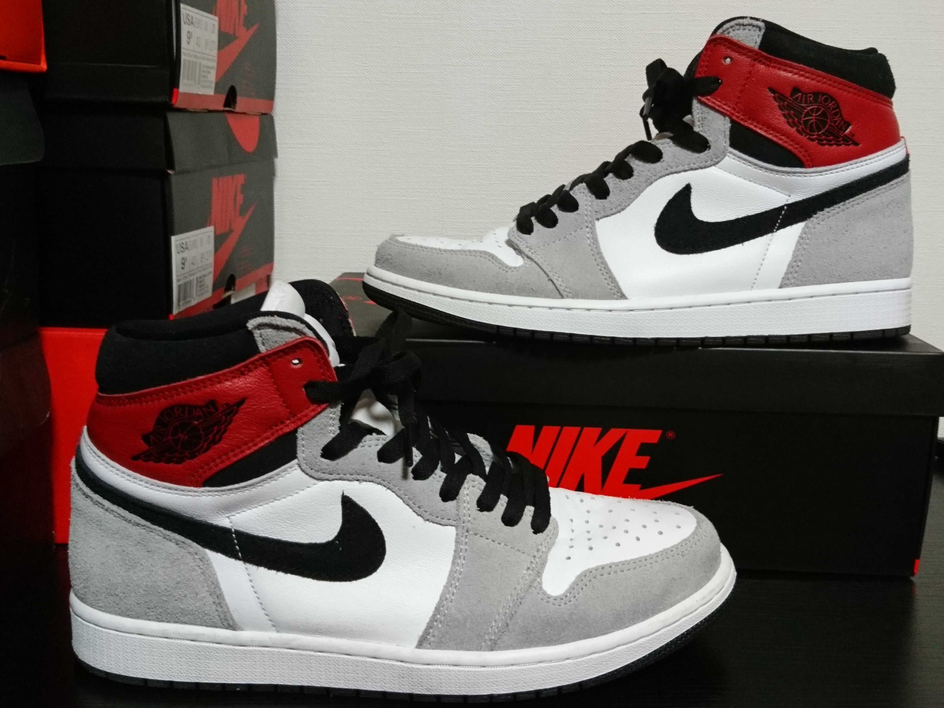 Nike Air Jordan 1 High OG "White/Black/Light Smoke Grey"