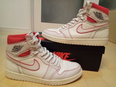 Nike Air Jordan 1 Retro High OG "Sail/University Red"