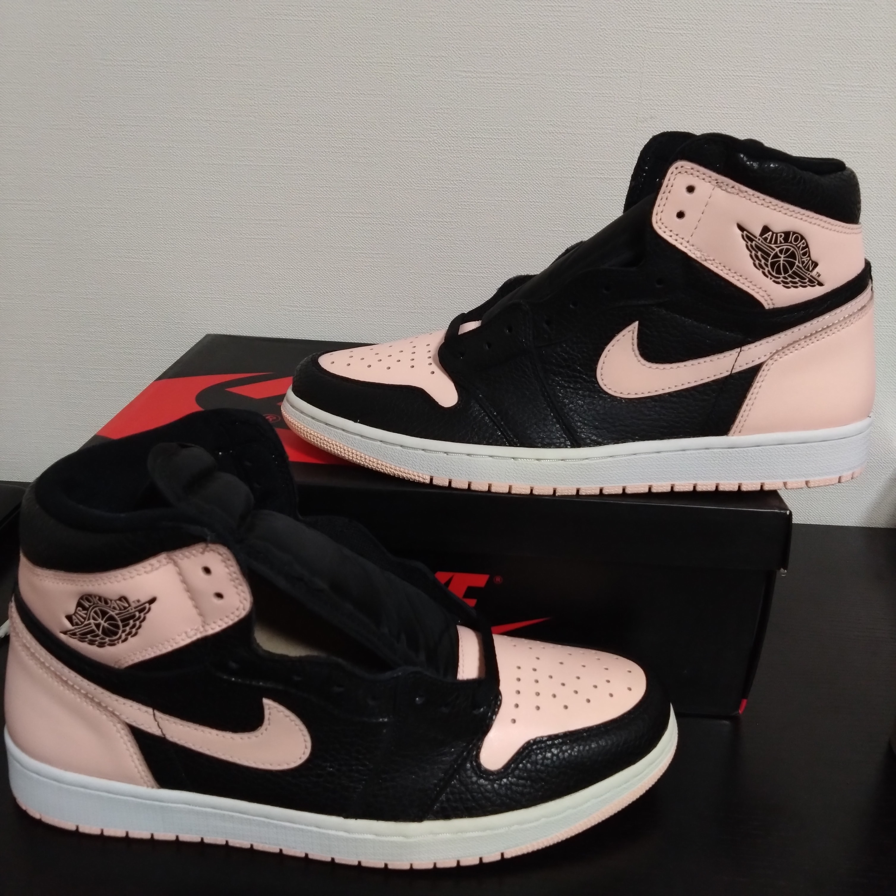 Nike Air Jordan 1 Retro High OG "Crimson Tint"