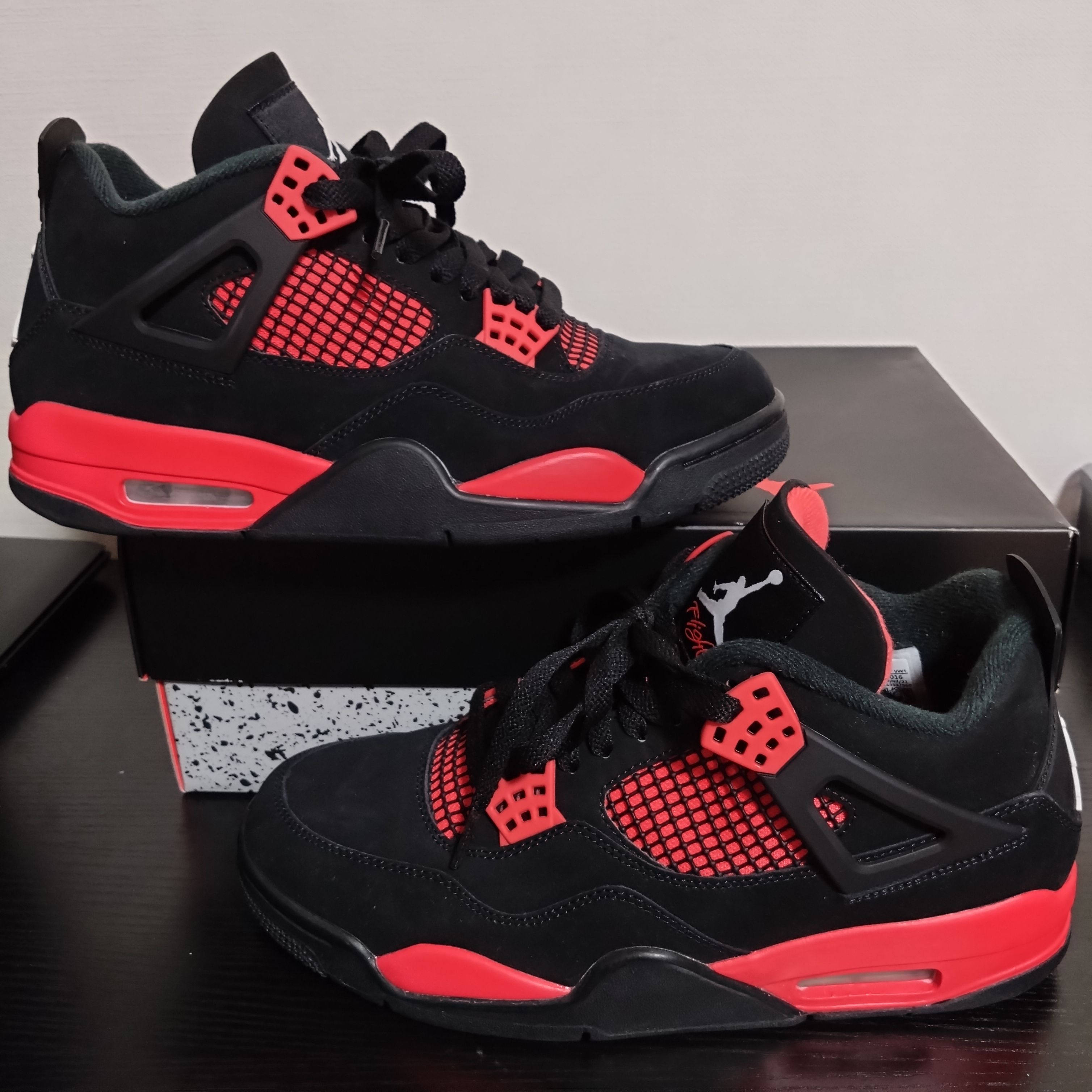 Nike Air Jordan 4 "Red Thunder/Crimson"