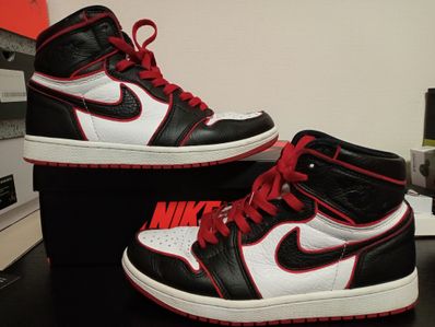 Nike Air Jordan 1 Retro High OG "Blood Line"