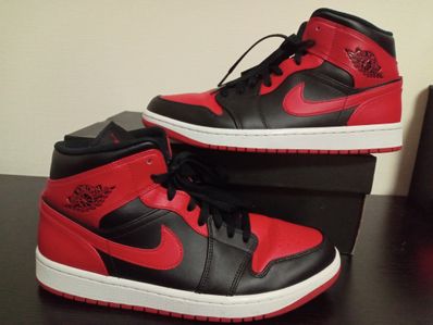 Nike Air Jordan 1 Mid "Bred"