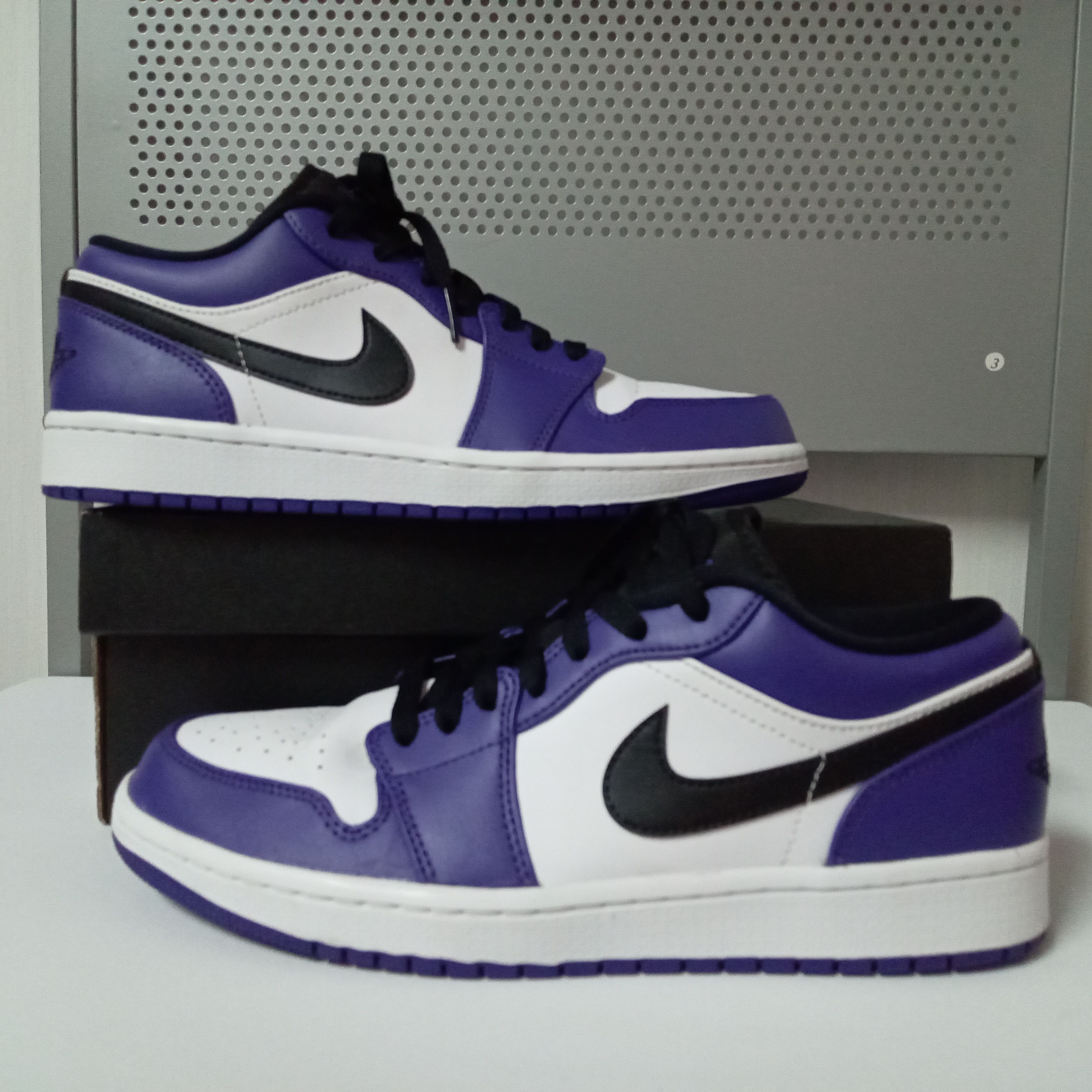 NIKE AIR JORDAN 1 LOW "COURT PURPLE"