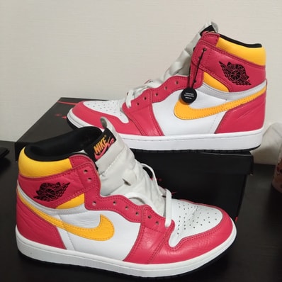 Nike Air Jordan 1 High OG "Light Fusion Red"