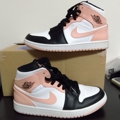NIKE AIR JORDAN 1 MID "WHITE/BLACK/CRIMSON TINT"