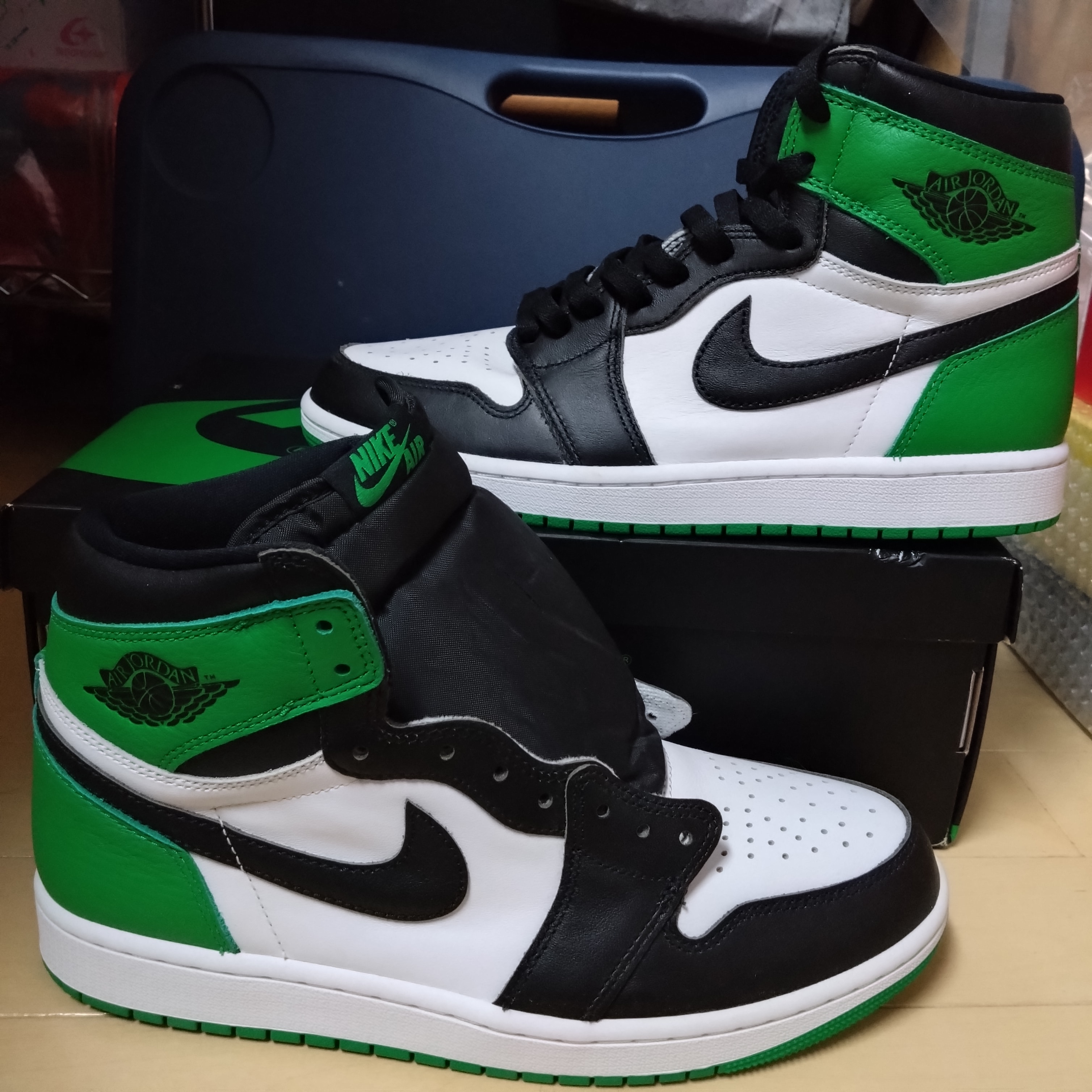 Nike Air Jordan 1 Retro High OG "Celtics/Black and Lucky Green" (2023)