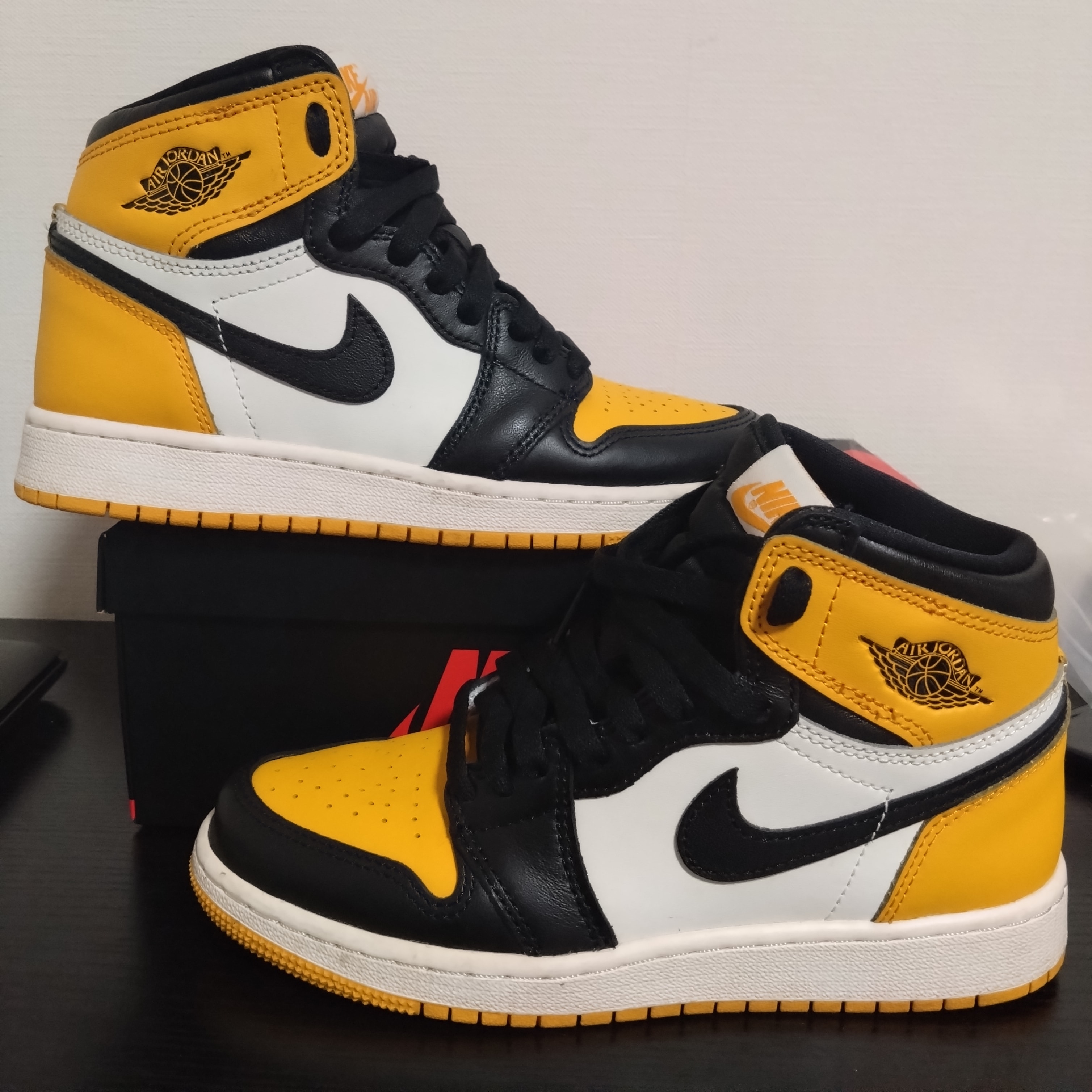 Nike GS Air Jordan 1 Retro High OG "Taxi"