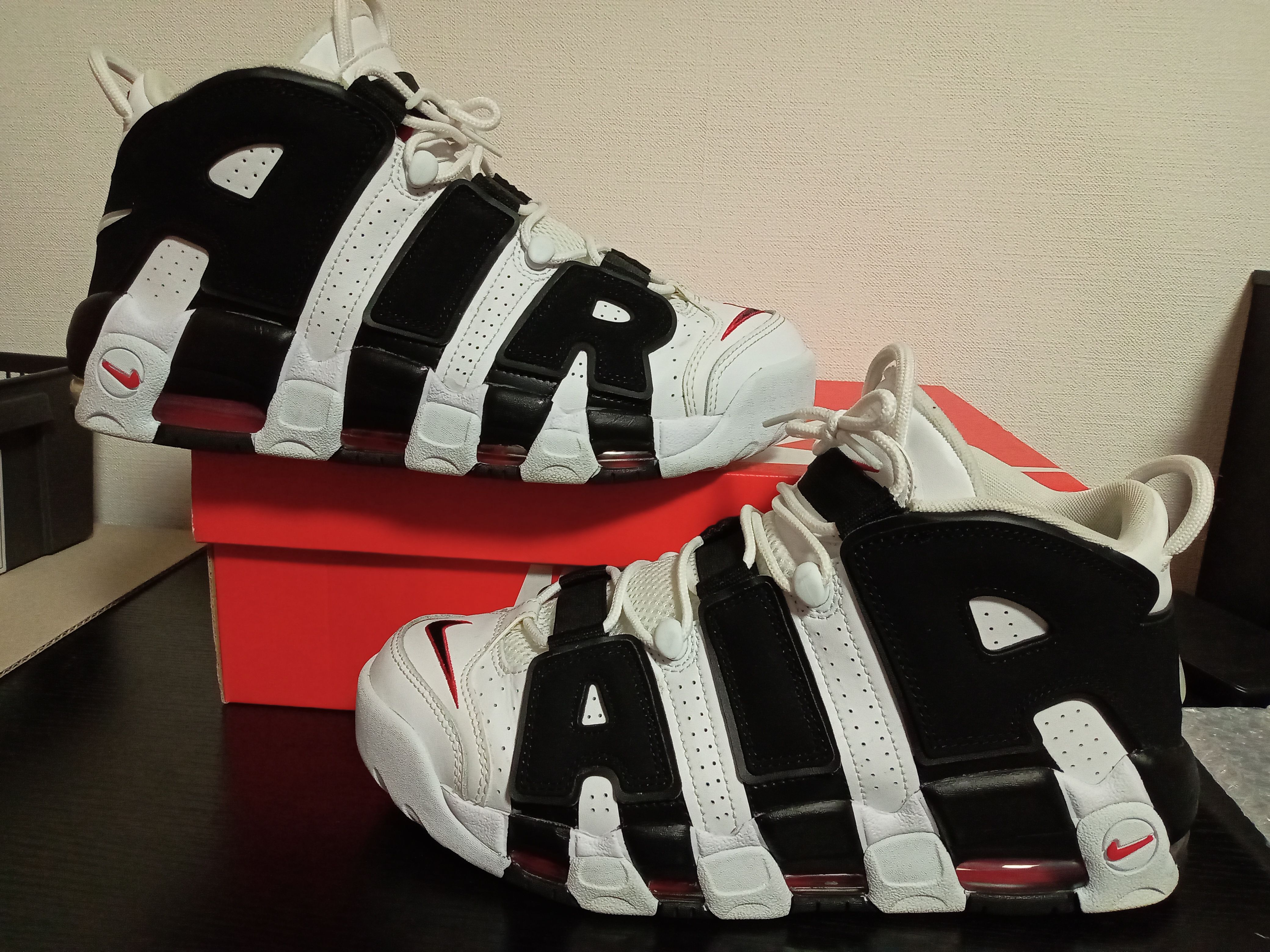 NIKE AIR MORE UPTEMPO "WHITE/BLACK/UNIVERSITY RED"(2020)