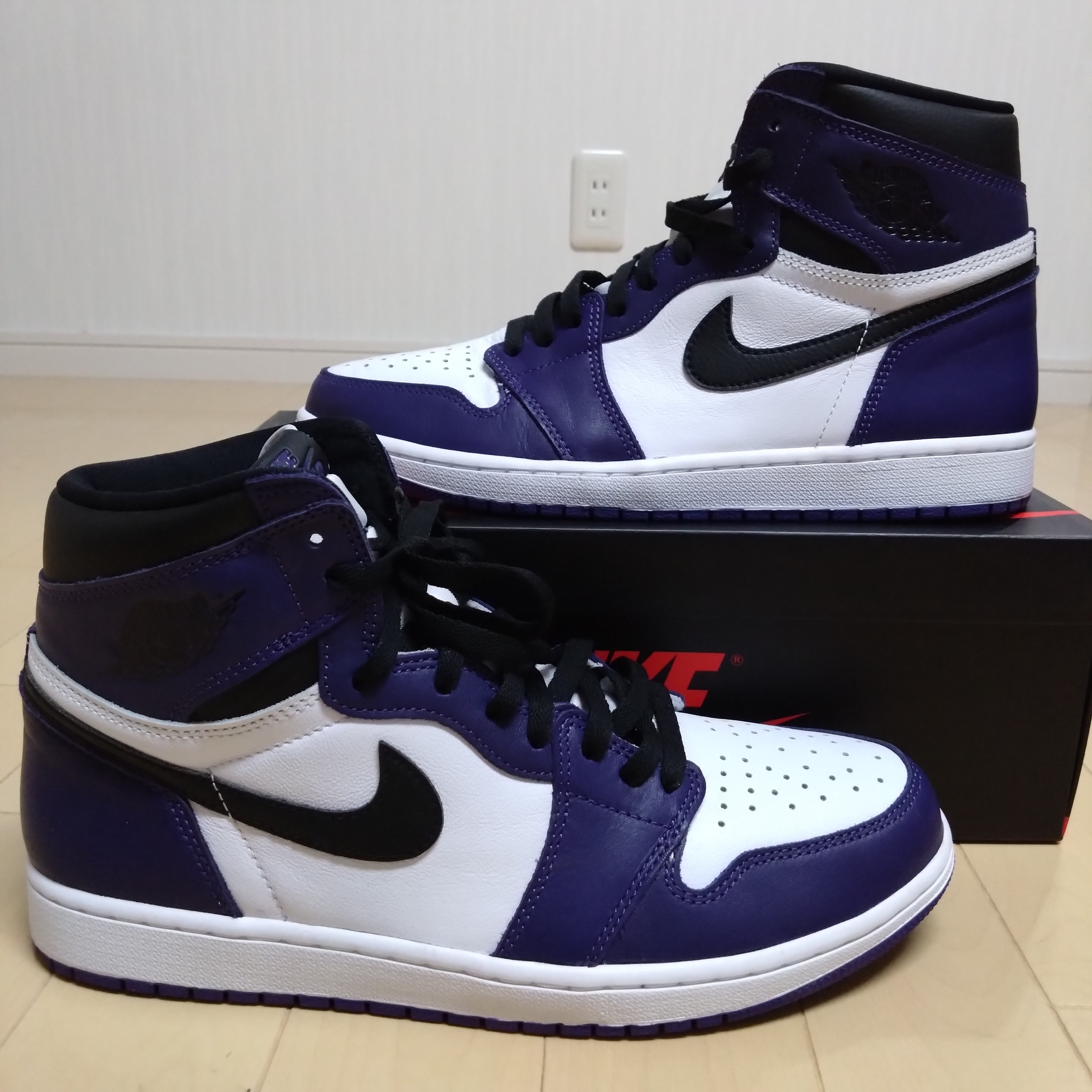 Nike Air Jordan 1 Retro High OG "Court Purple White/Black" (2020)   