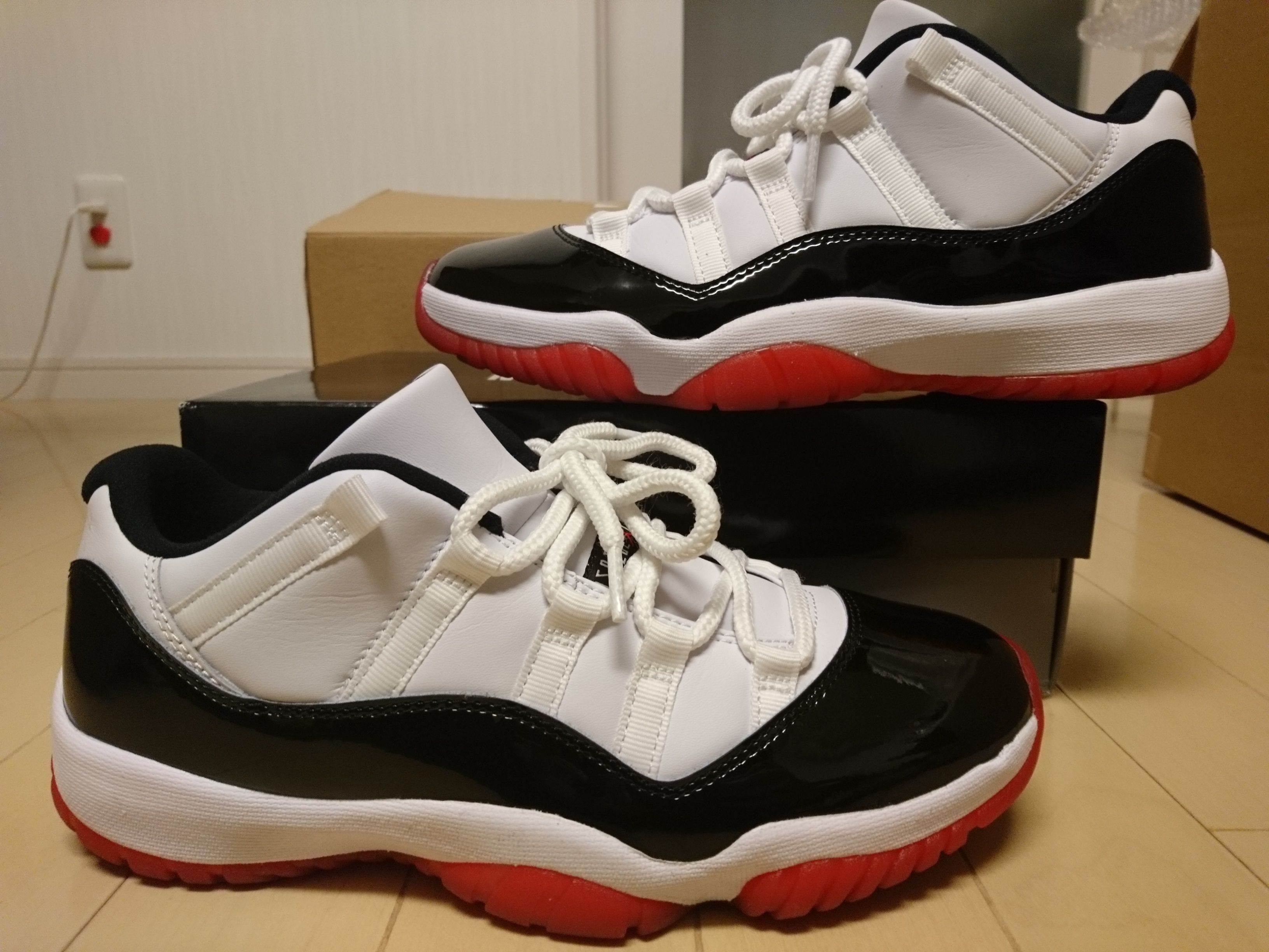 Nike Air Jordan 11 Low "Gym Red"