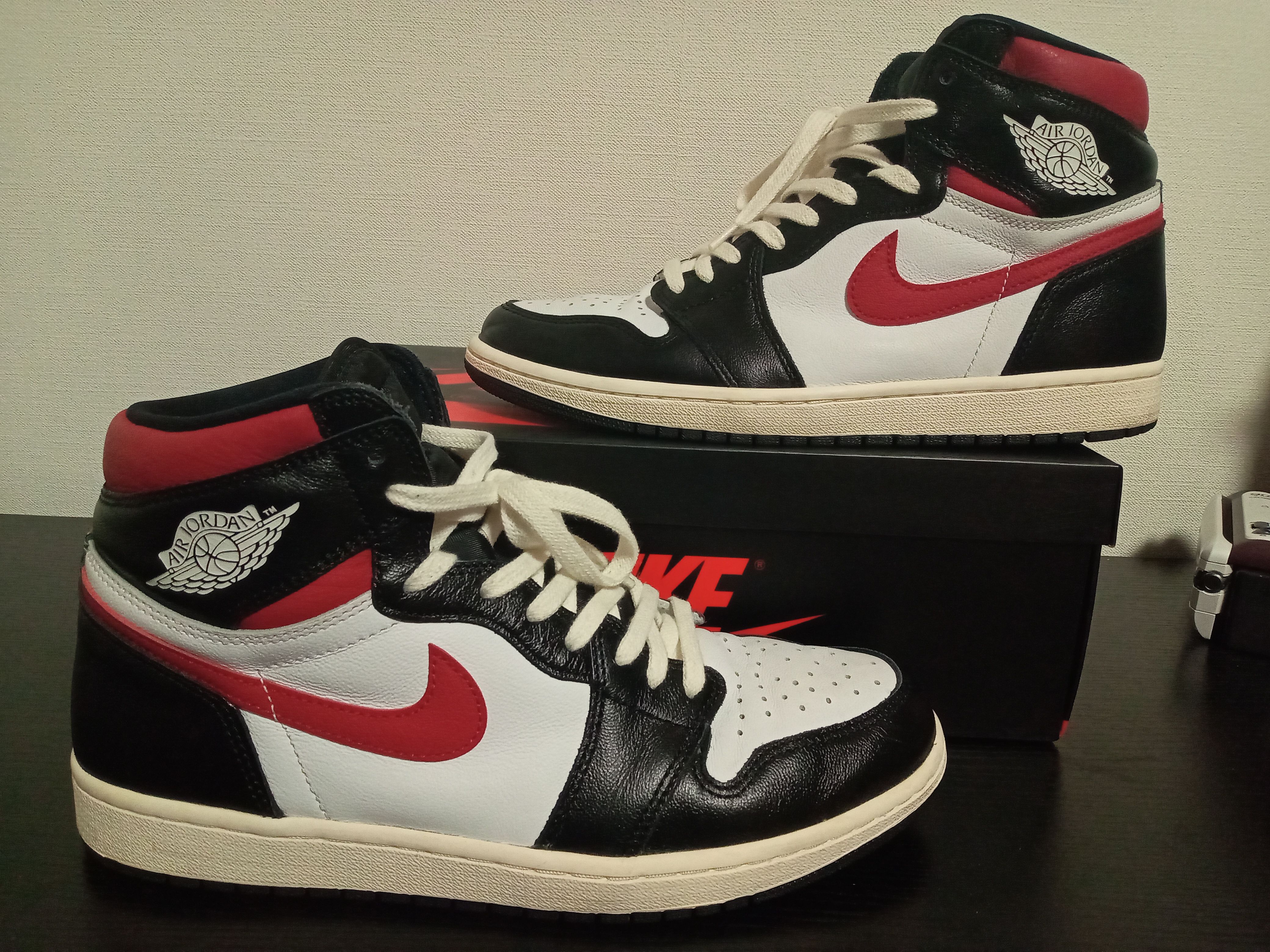 Nike Air Jordan 1 Retro High "Black/White/Sail/Gym Red"    