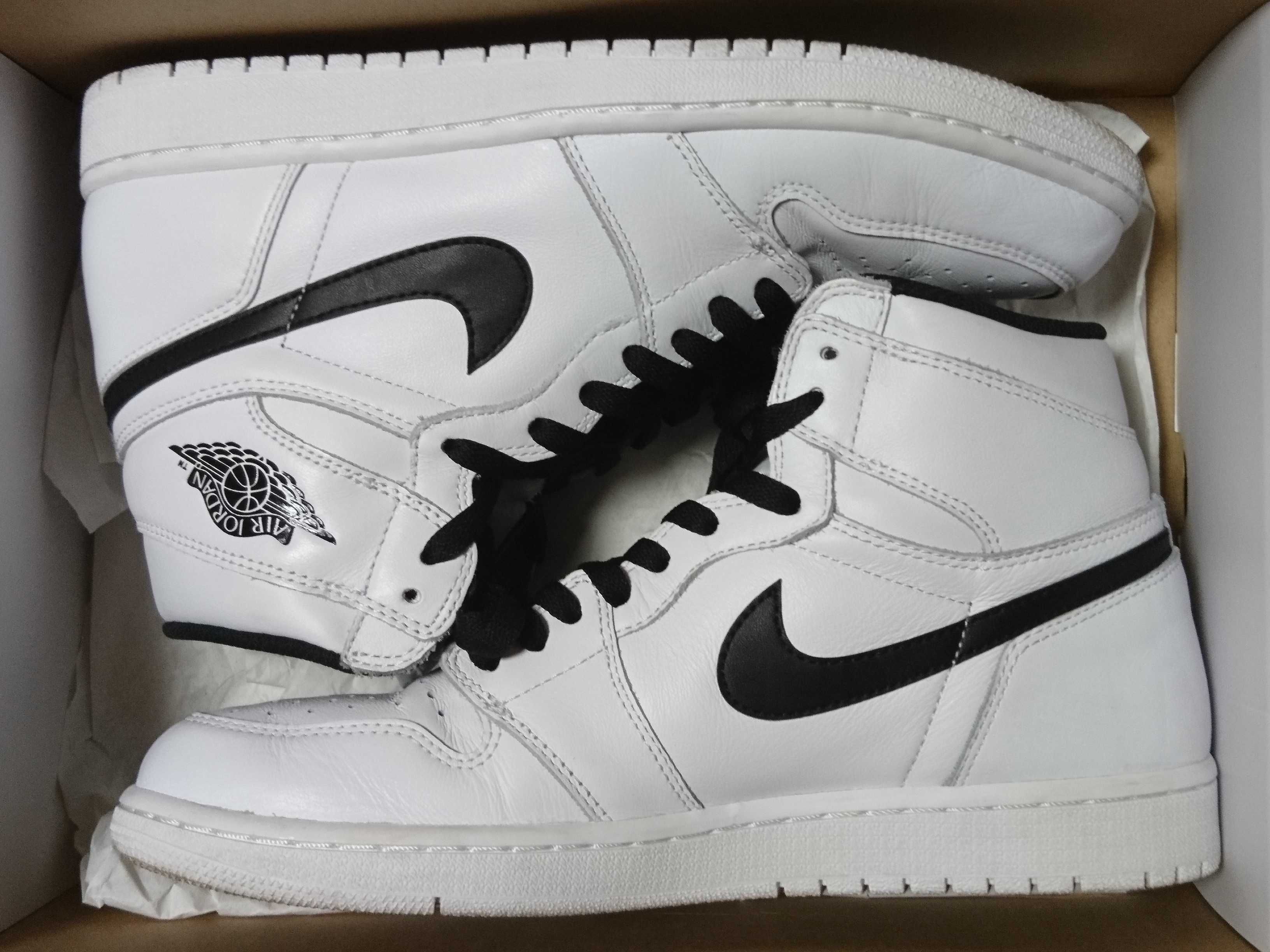 Nike Air Jordan 1 Retro High "Yin Yang White"