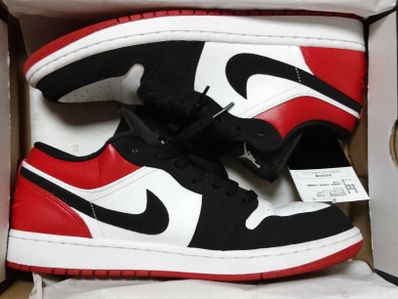 Nike Air Jordan 1 Low "Black Toe"
