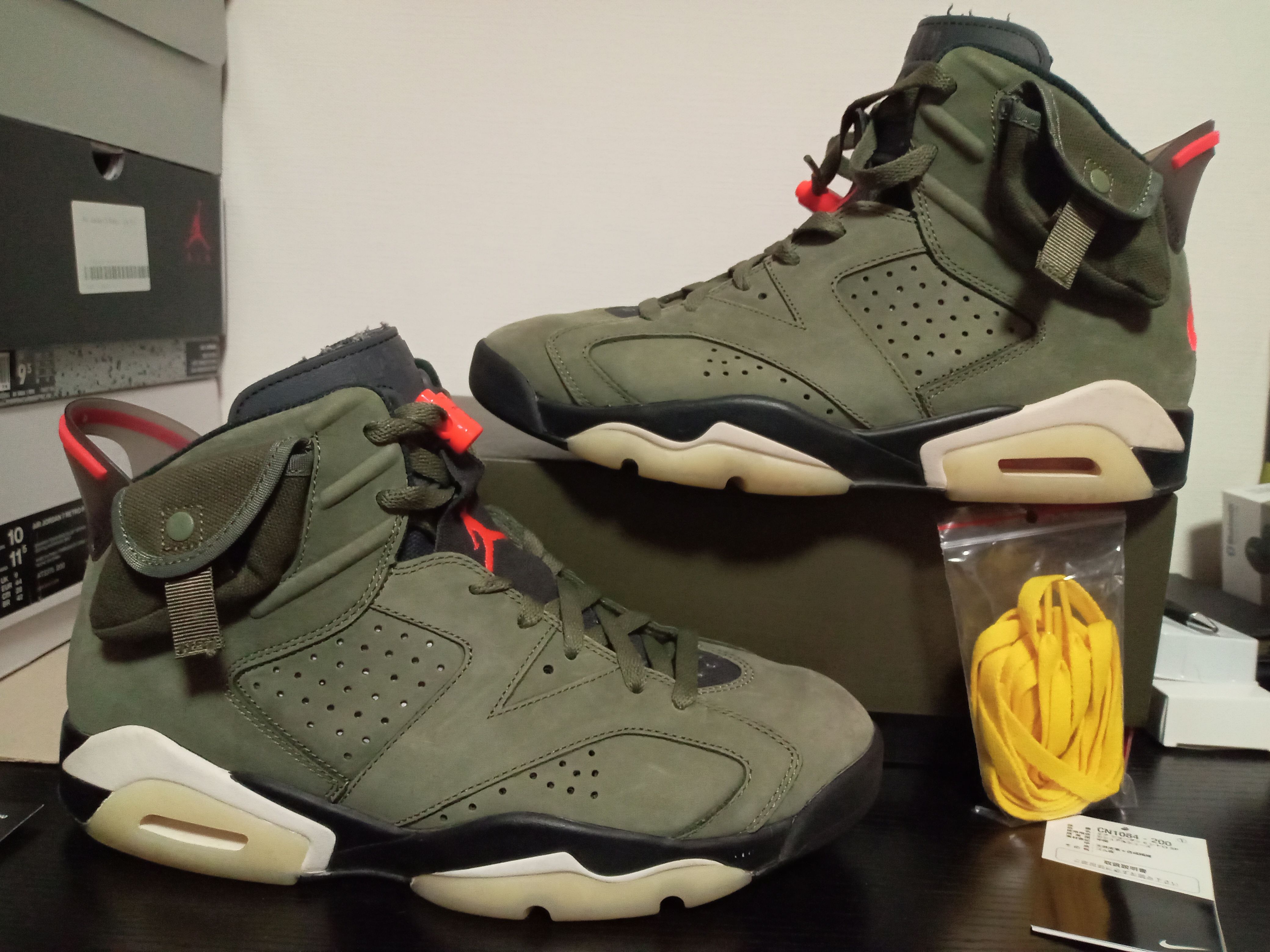 Travis Scott × Nike Air Jordan 6 Retro "Medium Olive"