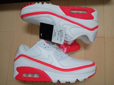 UNDEFEATED × Nike Air Max 90 "White/Red"