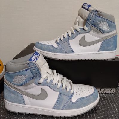Nike Air Jordan 1 High OG "Hyper Royal"
