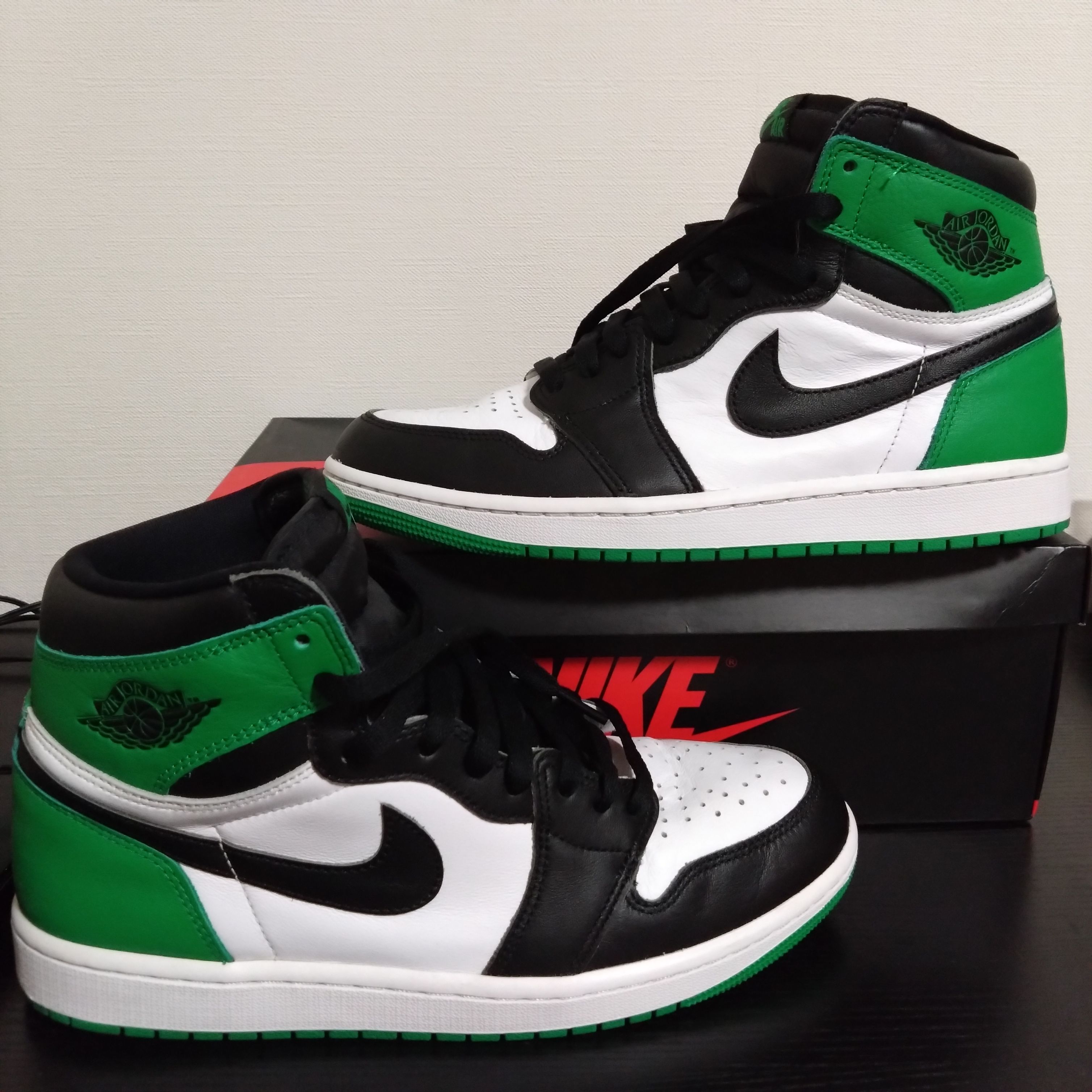 Nike Air Jordan 1 Retro High OG "Celtics/Black and Lucky Green" (2023)