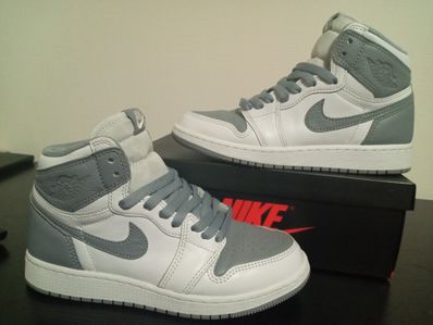 Nike GS Air Jordan 1 High OG "Stealth"