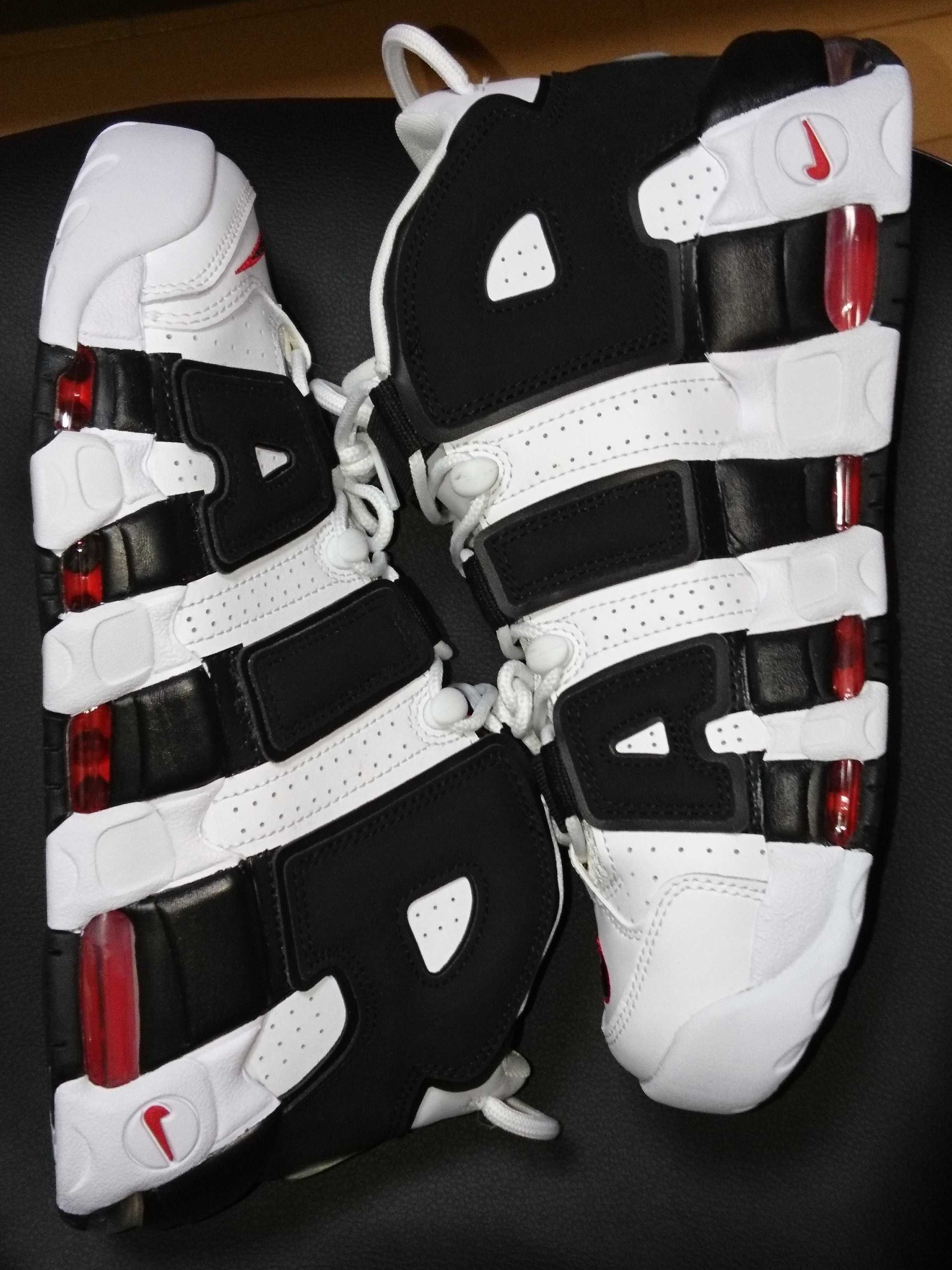 NIKE AIR MORE UPTEMPO "WHITE/BLACK/UNIVERSITY RED"(2020)