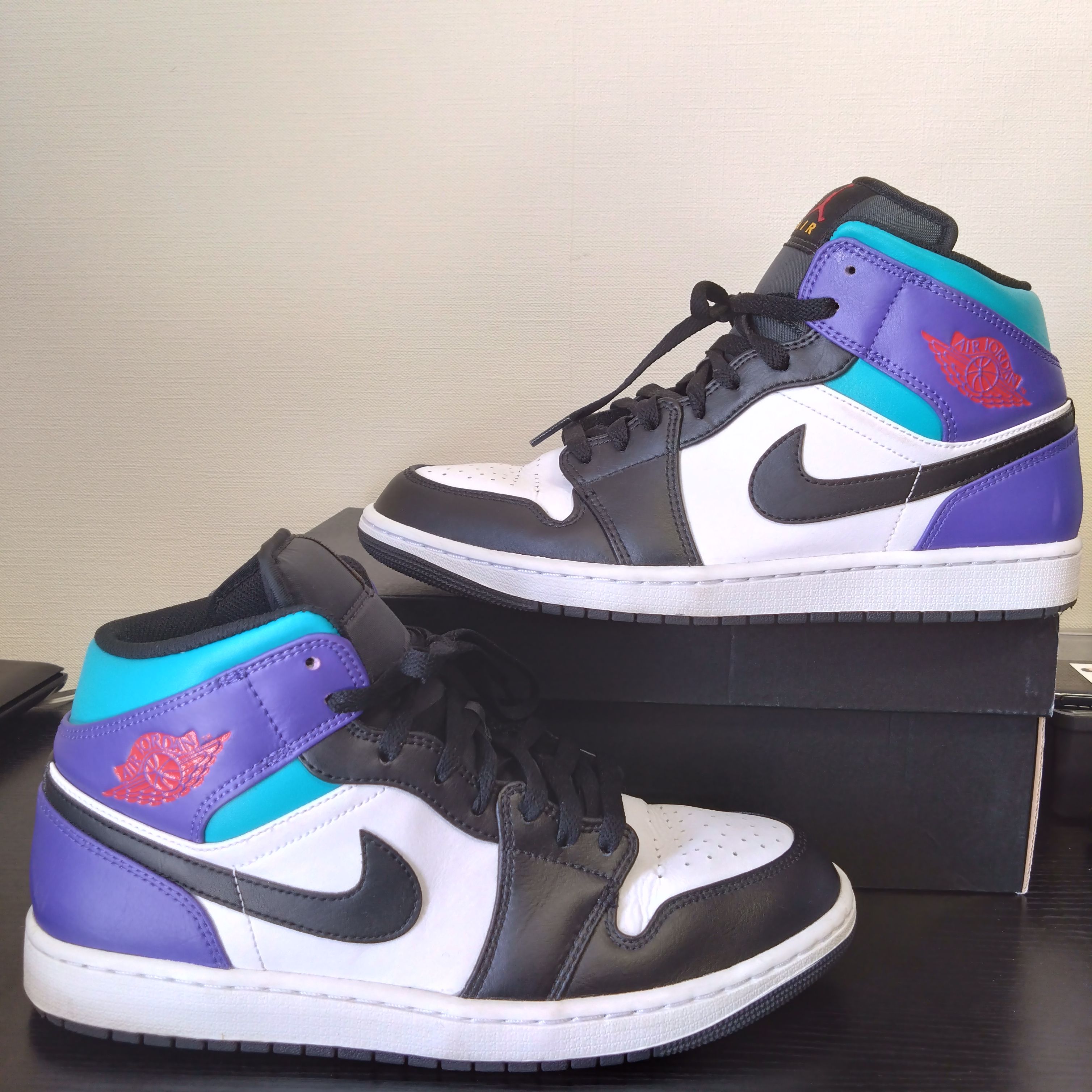 Nike Air Jordan 1 Mid "Bright Concord" 
