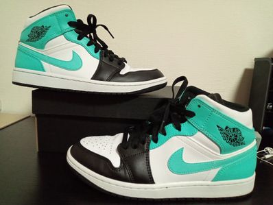 NIKE AIR JORDAN 1 MID "TROPICAL TWIST"