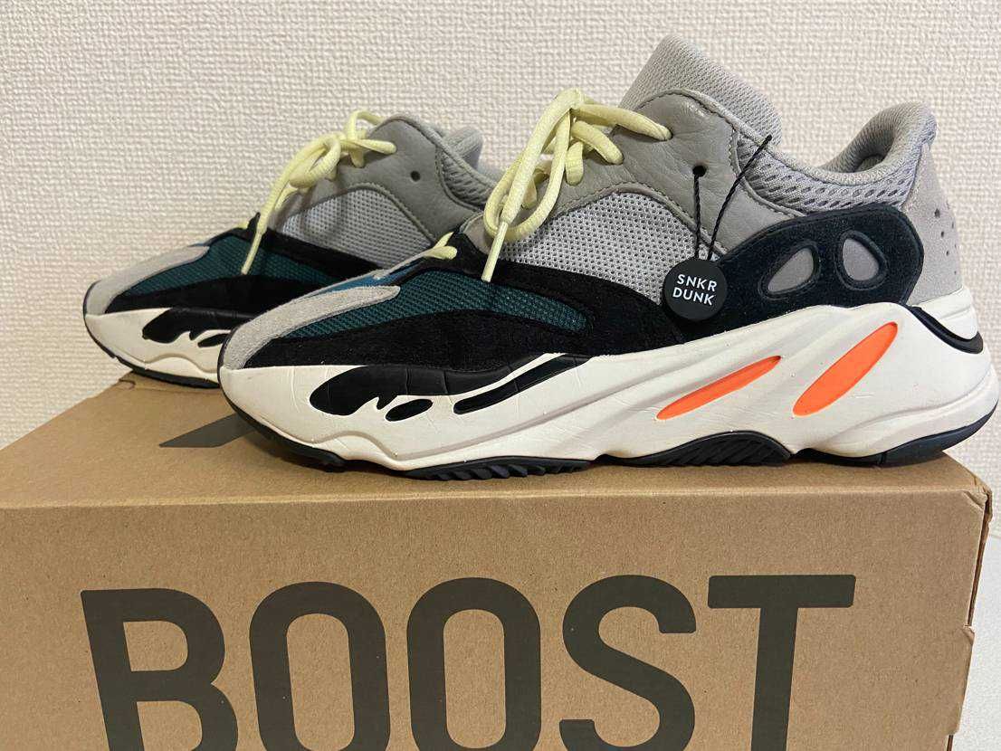 adidas YEEZY Boost 700 "Wave Runner"