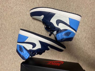 Nike Air Jordan 1 Retro High OG "Obsidian/University Blue"
