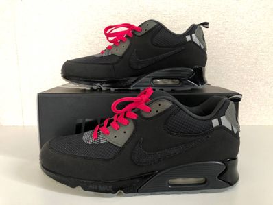 UNDEFEATED × Nike Air Max 90 "Black/Rush Pink"