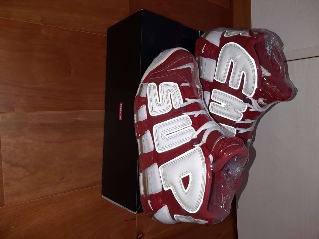 Supreme × Nike Air More Uptempo "White/Red"