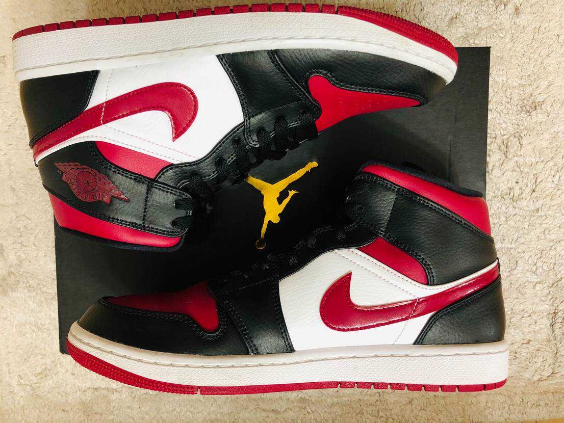 NIKE AIR JORDAN 1 MID "BLACK/RED/WHITE"