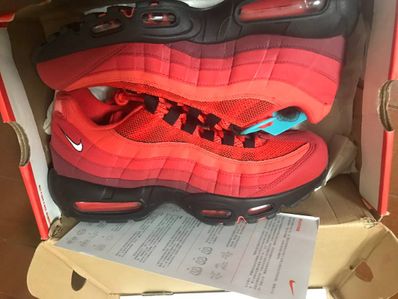 Nike Air Max 95 OG "Habanero Red"