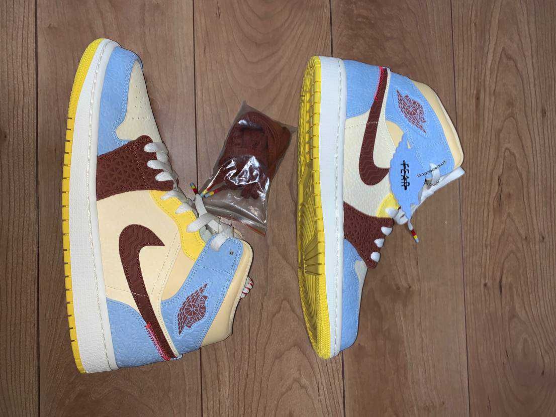 MAISON CHATEAU ROUGE × NIKE AIR JORDAN 1 MID SE "WHITE/LIGHT BLUE"