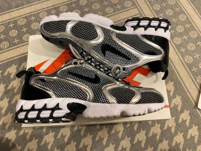 STUSSY × NIKE AIR ZOOM SPIRIDON CAGED "PURE PLATINUM/BLACK-WHITE"