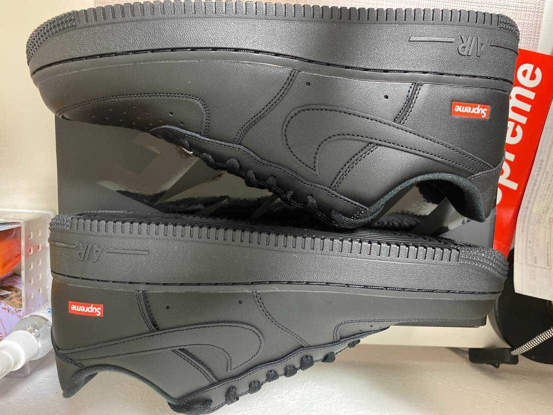 Supreme × Nike Air Force 1 Low "Black"