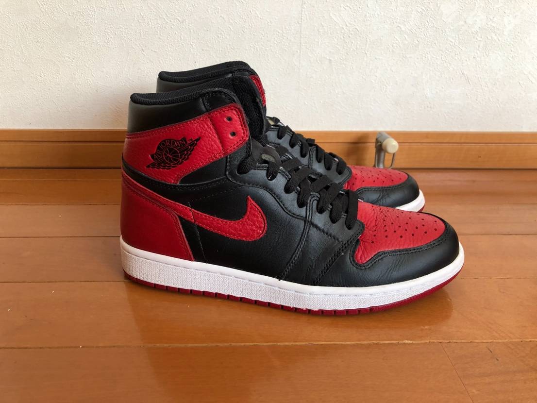 Nike Air Jordan 1 Retro High OG "Bred/Banned" (2016)