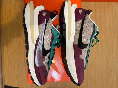 sacai × Nike Vapor Waffle "String/Red/Green"