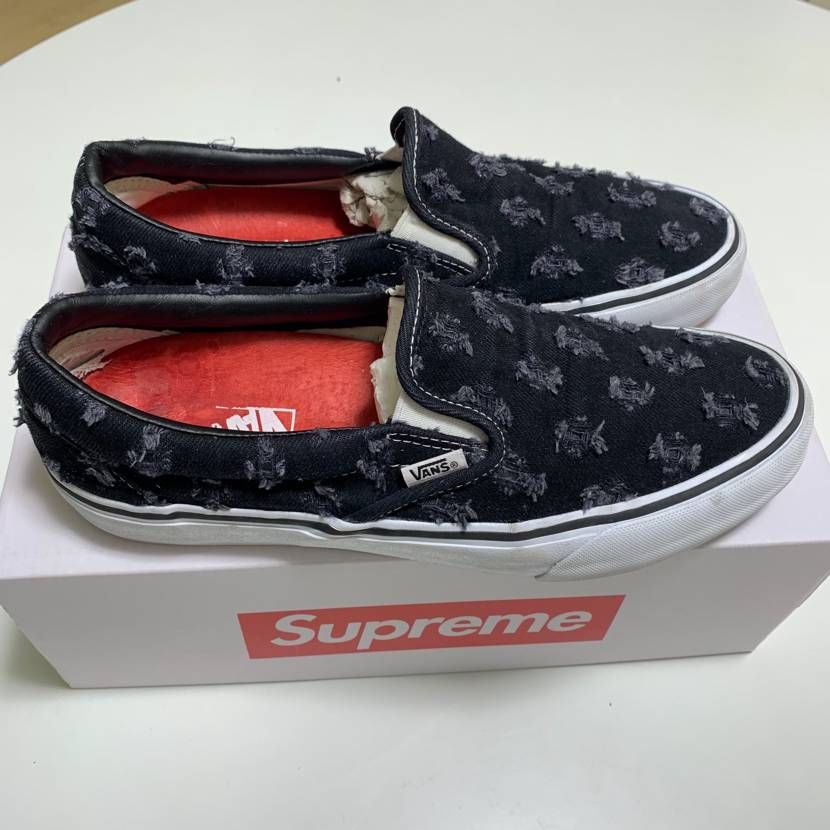 Supreme × Vans Slip-On Hole Punch Denim "Black"