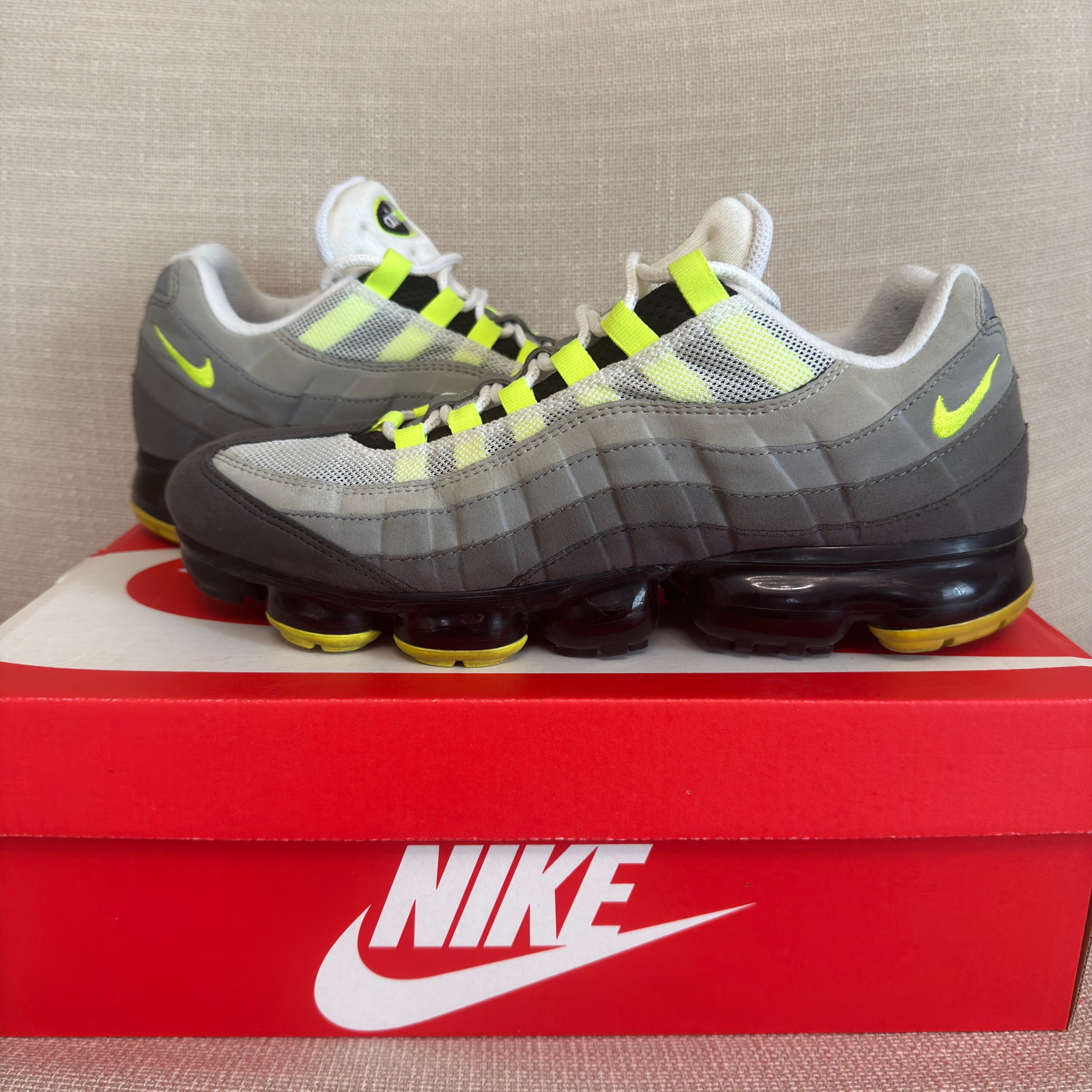 エアヴェイパーマックス95(AIR VAPORT MAX 95)/ナイキ 人気の新作を