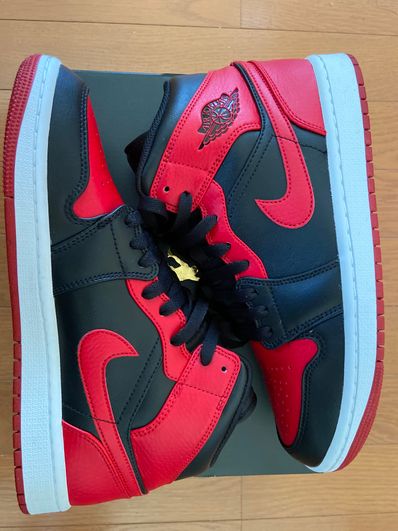 Nike Air Jordan 1 Mid "Bred"