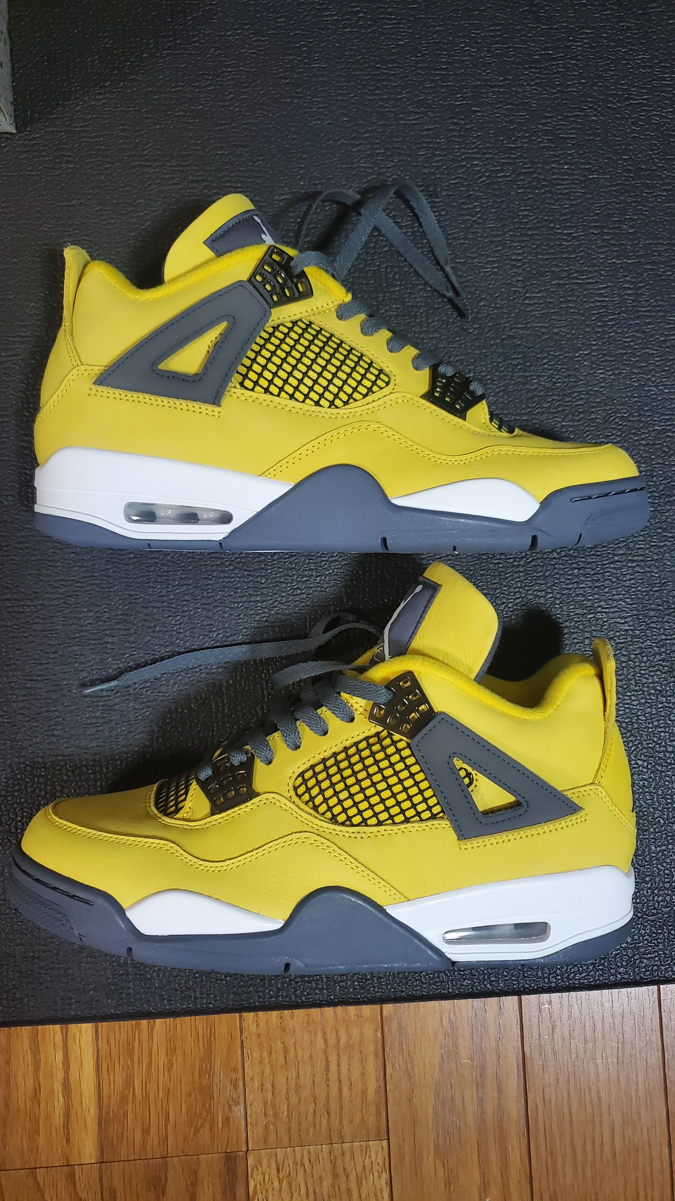 Nike Air Jordan 4 "Tour Yellow"