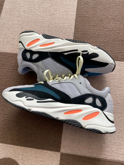 adidas YEEZY Boost 700 "Wave Runner"