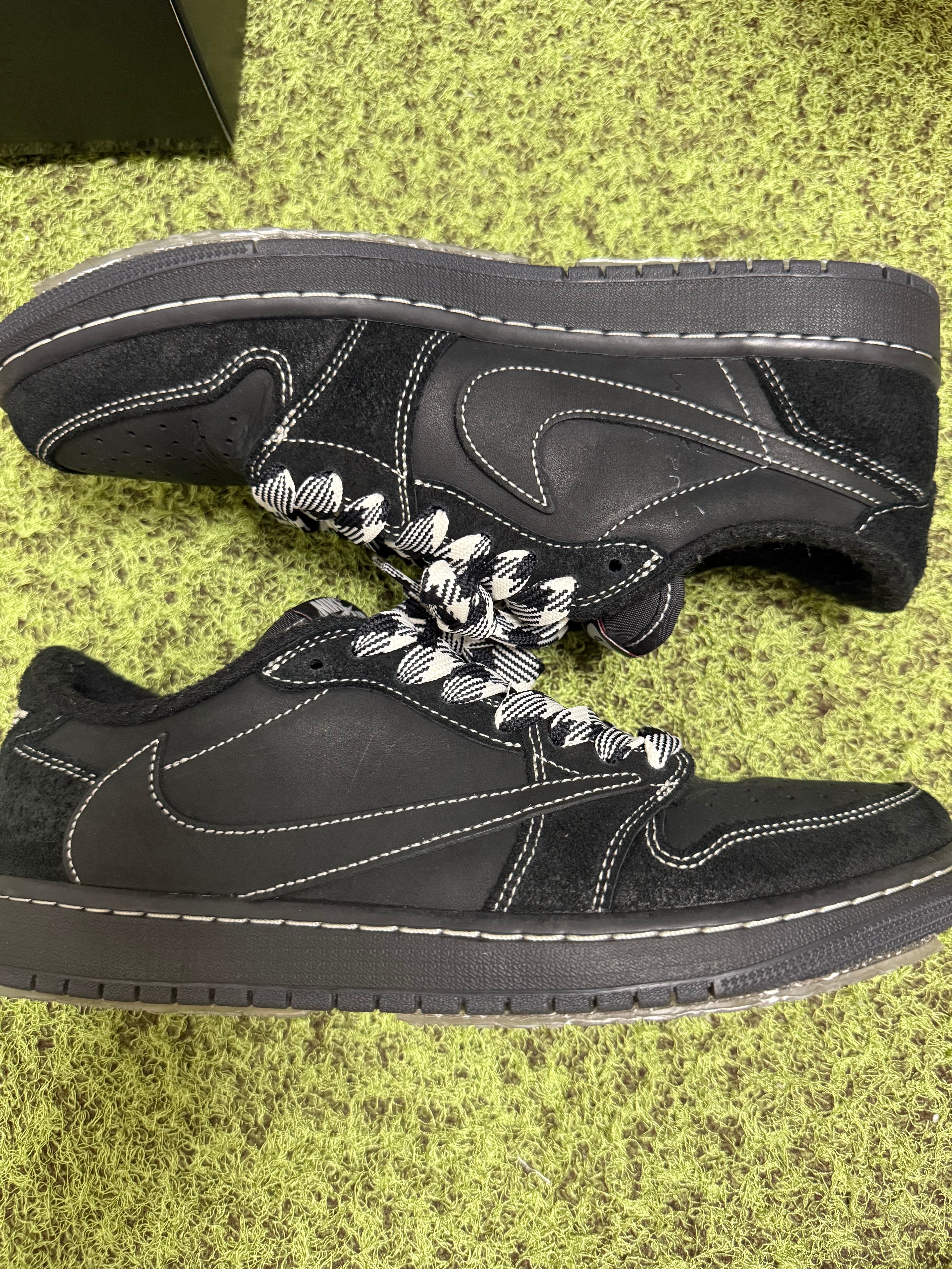 Travis Scott × Nike Air Jordan 1 Low OG SP "Black Phantom"